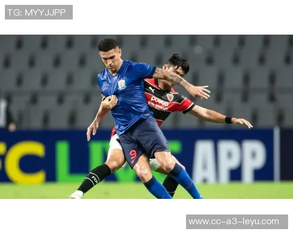 申花主场防守失误致对手凌空垫射扳平比分令人失望